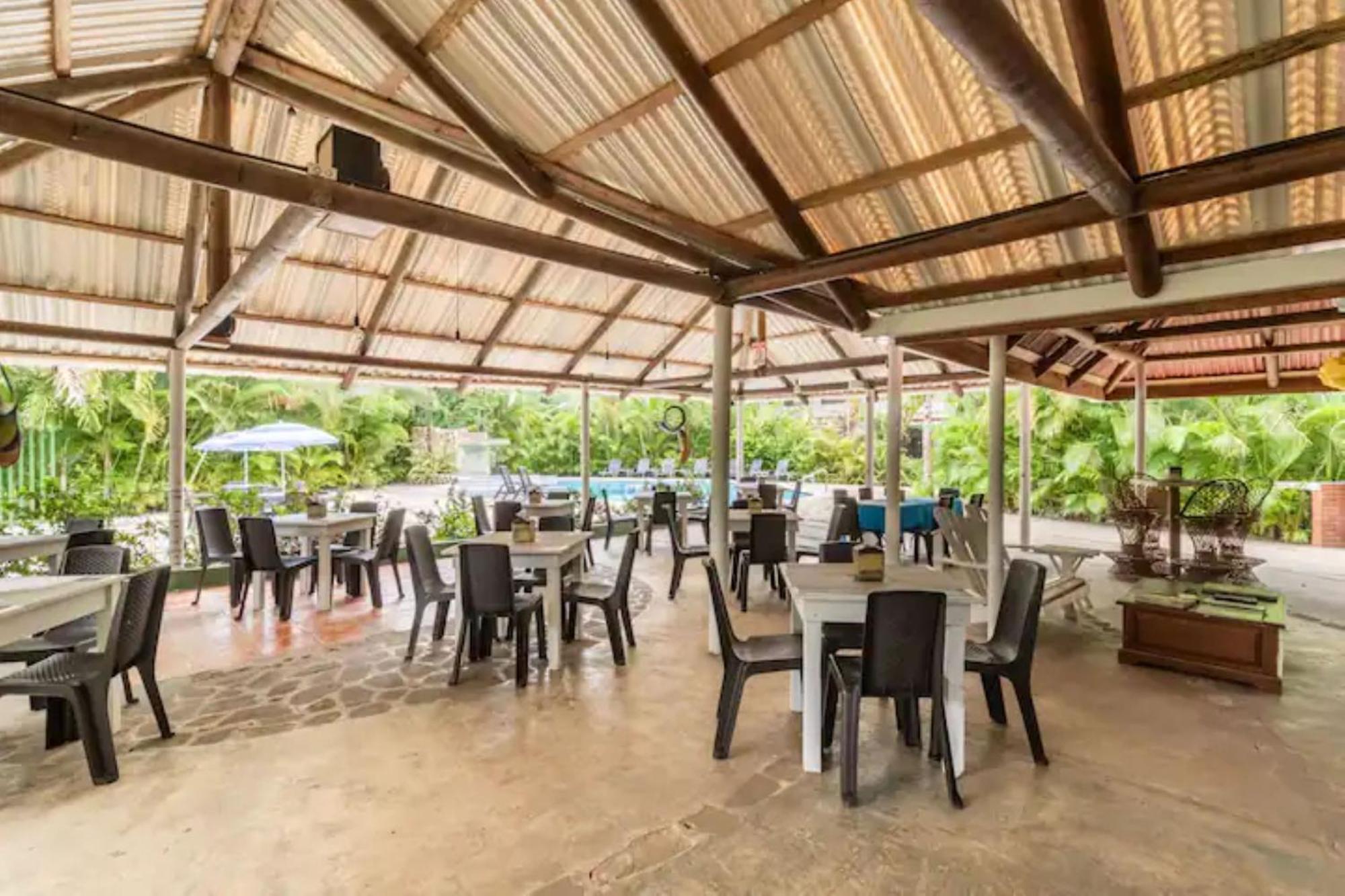 Hotel Playa Westfalia Puerto Limon Luaran gambar